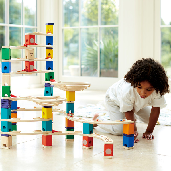 Изображение товара Конструктор кинетический Hape Гонки Циклон / E6008_HP