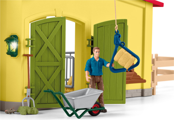 Изображение товара Игровой набор Schleich Набор Ферма с хлевом и животными 42605