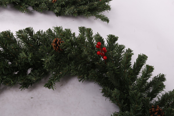 Изображение товара Гирлянда еловая Winter Fun Drop 270 / 25863