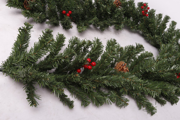 Изображение товара Гирлянда еловая Winter Fun Drop 270 / 25863