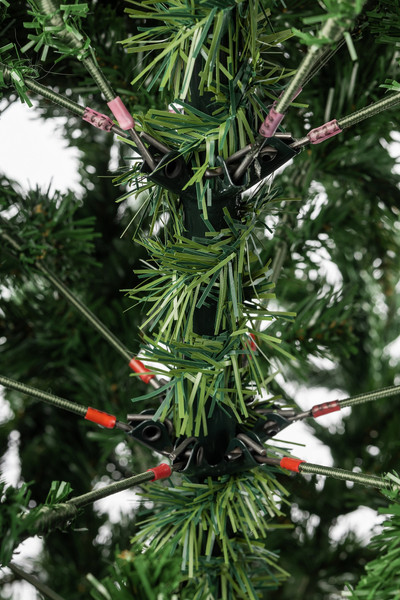 Изображение товара Ель искусственная Winter Time 210 / 24832-210