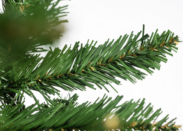 Изображение товара Ель искусственная Winter Time 210 / 24832-210