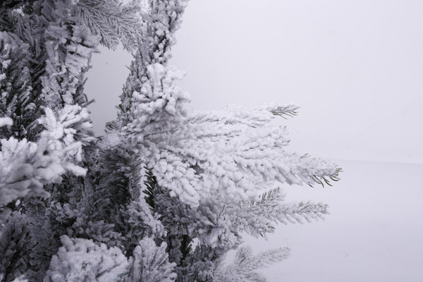 Изображение товара Ель искусственная Winter Fun Drop 180 / 23107