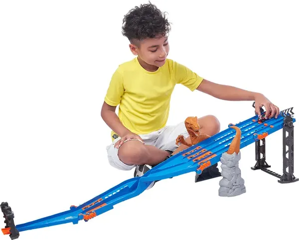 Изображение товара Автотрек Zuru Metal Machines. Атака Хищника / 44159