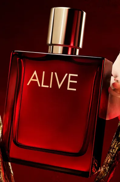Изображение товара Парфюмерная вода Hugo Boss Alive Absolu (30мл)
