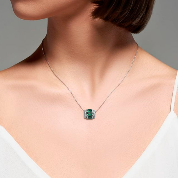 Изображение товара Колье из белого золота Кристалл CP66800226773 (р.40, с изумрудом и фианитом)