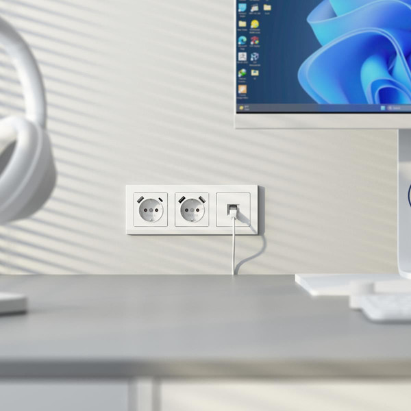 Изображение товара Розетка Werkel W5120001 (белый матовый)