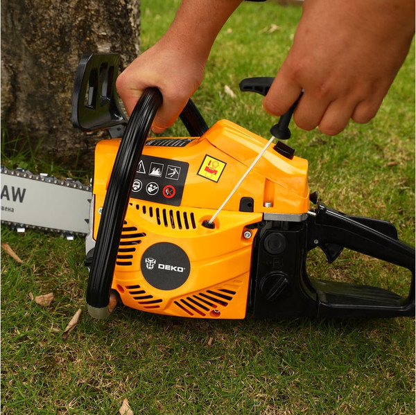 Изображение товара Бензопила цепная Deko DKCHS 52-18 Plus / 085-2003