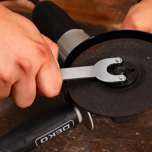 Изображение товара Угловая шлифовальная машина Deko DKAG900 PRO / 085-1054