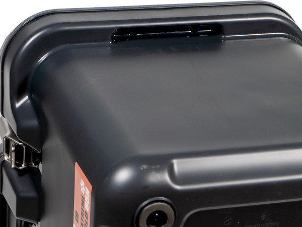 Изображение товара Термоконтейнер Iris Hugel Vacuum Cooler Box Tc-40 / VITC-40B (40л, черный)