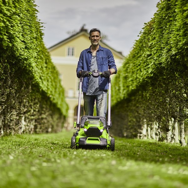 Изображение товара Газонокосилка аккумуляторная Greenworks GD60LM51SP / 2514307COMBO
