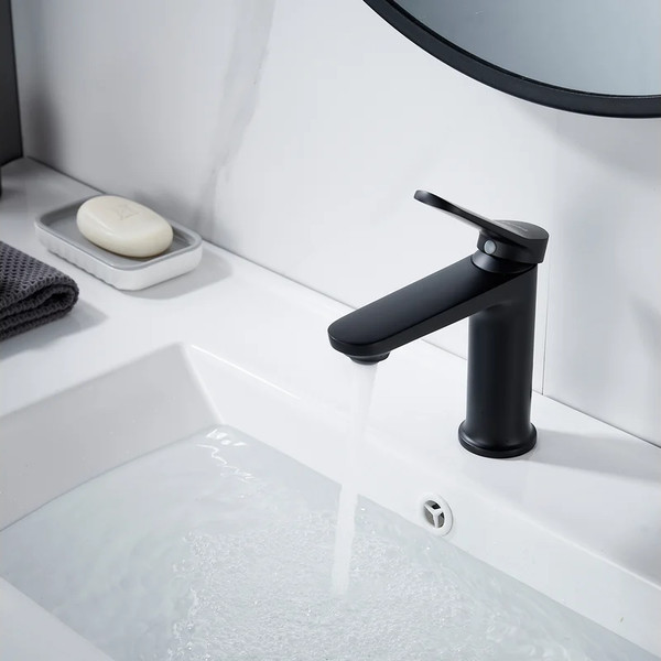 Изображение товара Смеситель Shevanik S4301H (черный матовый)