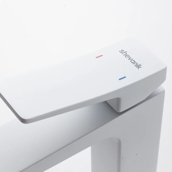 Изображение товара Смеситель Shevanik S4401C (белый)