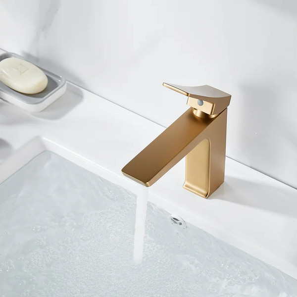 Изображение товара Смеситель Shevanik S4401G (золотой сатин)