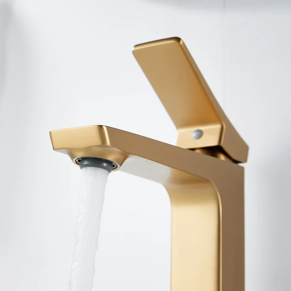 Изображение товара Смеситель Shevanik S4401G (золотой сатин)