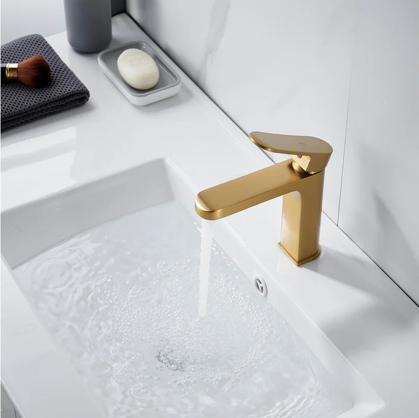 Изображение товара Смеситель Shevanik S4501G (золотой сатин)