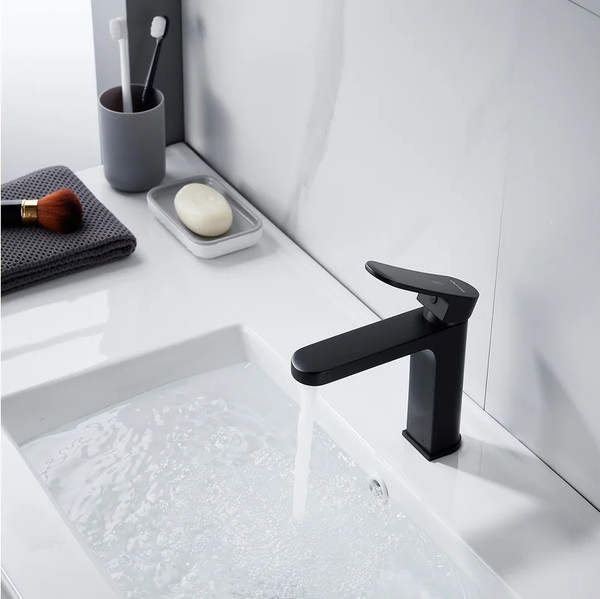 Изображение товара Смеситель Shevanik S4501H (черный)