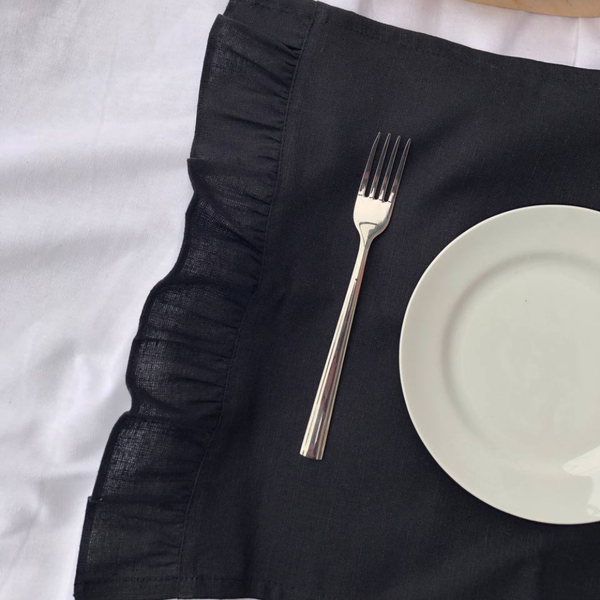 Изображение товара Набор сервировочных салфеток ОМурМебель 50x35см с рюшами (2шт, черный)