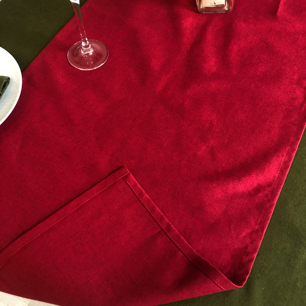 Изображение товара Дорожка на стол ОМурМебель 140x40см (красный)