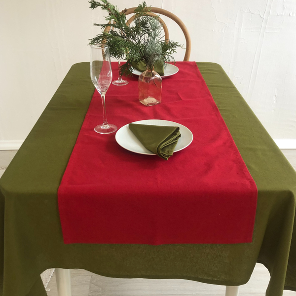 Изображение товара Дорожка на стол ОМурМебель 140x40см (красный)