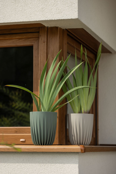 Изображение товара Кашпо Lamela Mira 200 / LA517-04 (черный)