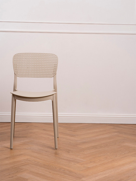 Изображение товара Стул пластиковый GreenTerra Eska (светло-бежевый)