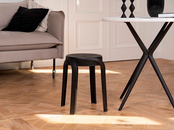 Изображение товара Табурет пластиковый GreenTerra Ecler (черный)