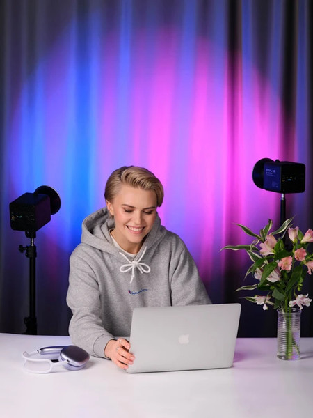 Изображение товара Осветитель студийный RayLab RL-100RGB