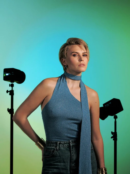 Изображение товара Осветитель студийный RayLab RL-100RGB