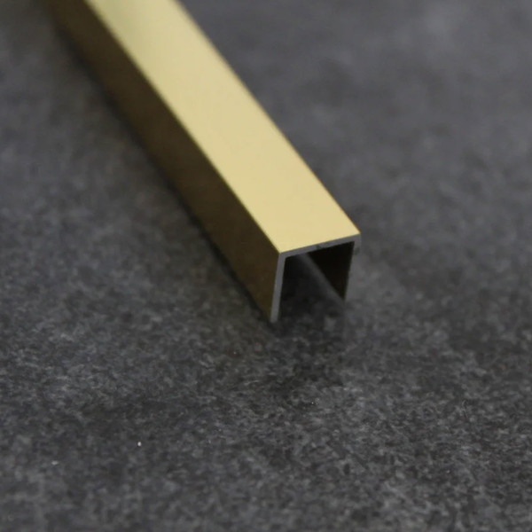 Изображение товара Профиль декоративный Profiling П-образный П-10х10 (2.7м, золото глянец)