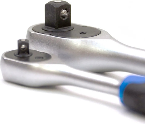 Изображение товара Универсальный набор инструментов Маяк авто 24606м