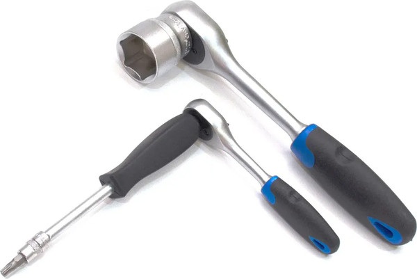 Изображение товара Универсальный набор инструментов Маяк авто 24606м