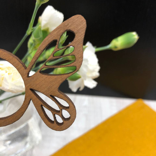 Изображение товара Набор сервировочных салфеток ОМурМебель с держателем Бабочка (6шт, горчичный)