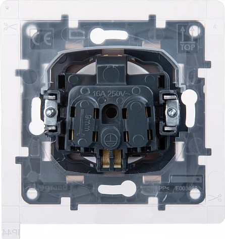 Изображение товара Розетка Legrand Etika 672226 (белый)