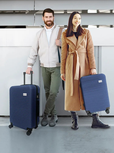 Изображение товара Чемодан на колесах GetActive Trip / ST2331-20-DBL (темно-синий)