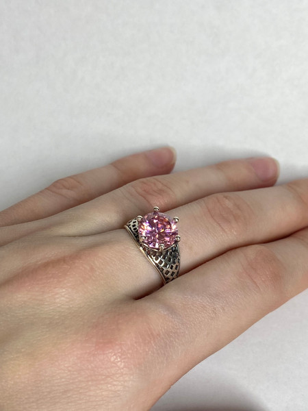 Изображение товара Кольцо Wolves Нежный поцелуй Серебрение 1641 (р.18.5, камень розовый)