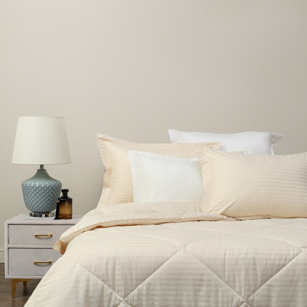 Изображение товара Комплект постельного белья с одеялом Sofi de Marko Федерико 7Е / Кт-Фд-7Е-кр (кремовый)