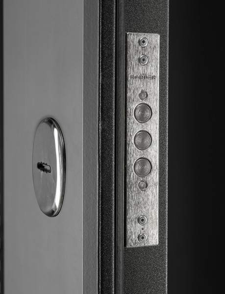 Изображение товара Входная дверь Guard MG60 МДФ/МДФ 97х205 левая (серый/белый ясень)