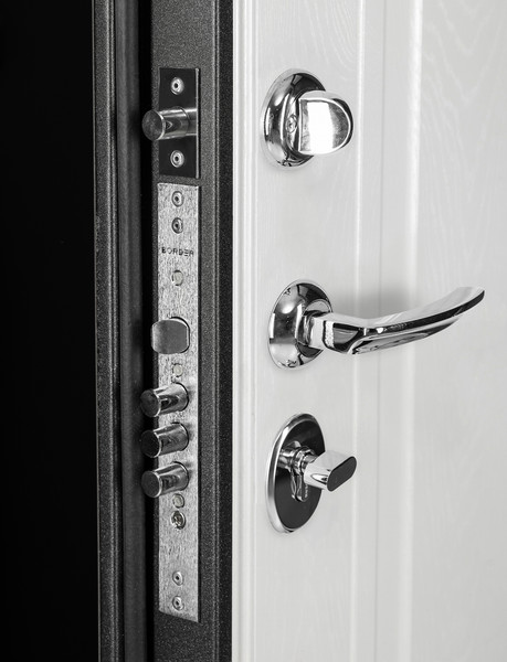 Изображение товара Входная дверь Guard MG60 МДФ/МДФ 97х205 левая (серый/белый ясень)