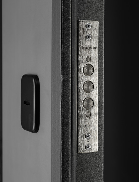 Изображение товара Входная дверь Guard MG75 МДФ/МДФ 87х205 левая (серый/белый ясень)