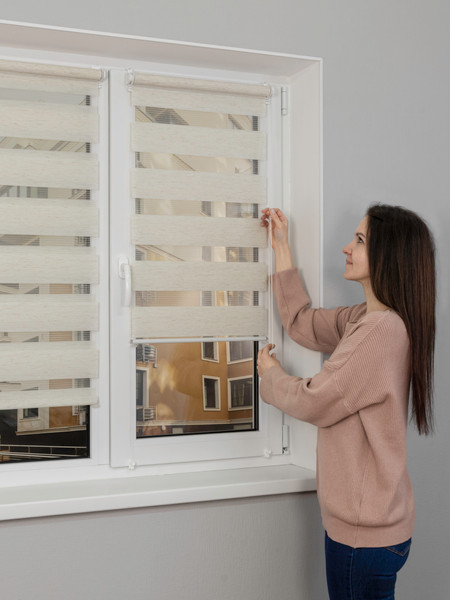 Изображение товара Рулонная штора Lm Decor Грация ДН LB 10-09 43x160 (белый лен)