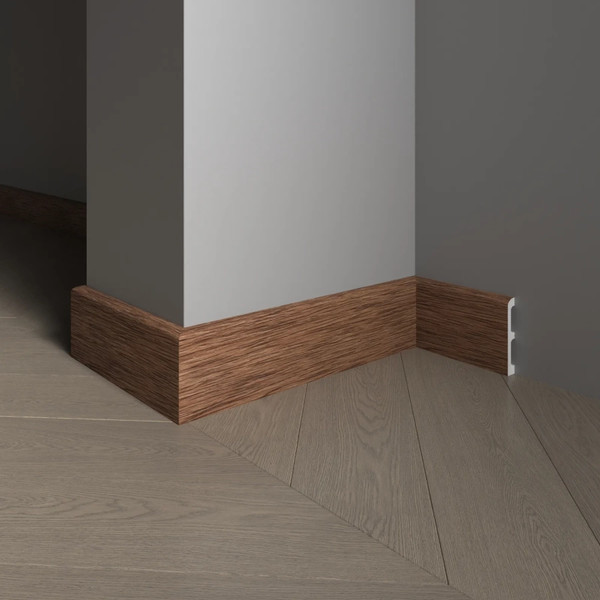 Изображение товара Плинтус Decor-Dizayn 706-83SH (80х13x2400мм)