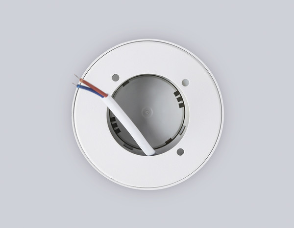 Изображение товара Точечный светильник Ambrella TN5304 WH/GD (белый/золото)