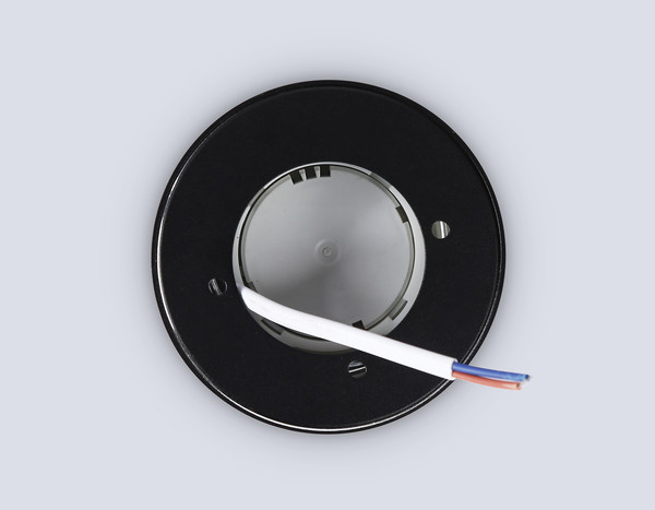 Изображение товара Точечный светильник Ambrella TN5306 BK/GD (черный/золото)