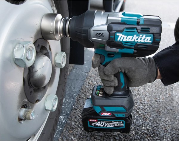 Изображение товара Профессиональный гайковерт Makita TW001GM101