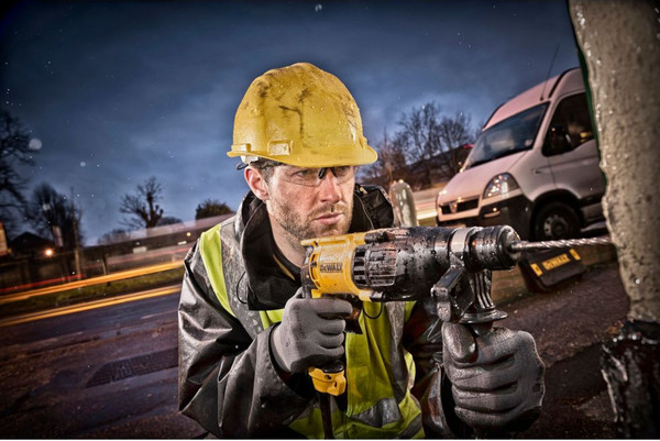 Изображение товара Профессиональный перфоратор DeWalt D25133K