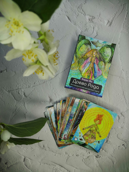 Изображение товара Гадальные карты Эксмо Древо Рода. Метафорические ресурсные / 9785041983604 (Варда Ма)