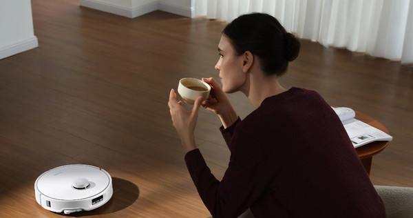 Изображение товара Робот-пылесос Roborock Robotic VC+Empty Wash Fill Dock Qrevo Curv RU / QRC02-02 (белый)