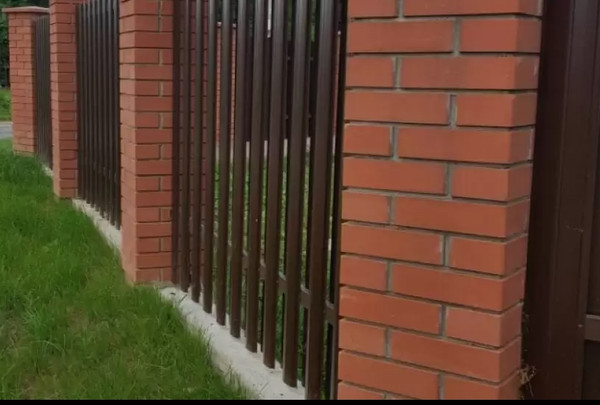 Изображение товара Кирпич пустотелый РуБелЭко гладкий 250x120x65мм / КСПГ4-Ф (клинкер)