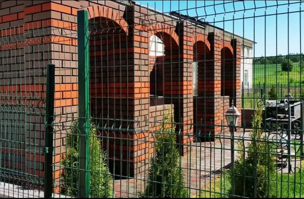 Изображение товара Кирпич пустотелый РуБелЭко гладкий 250x120x65мм / КСПГ4-Ф (клинкер)